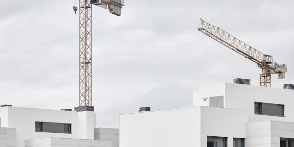 Proyectos de Rehabilitaciones Montagut i Oix · Cumplimiento de Normativas y Permisos