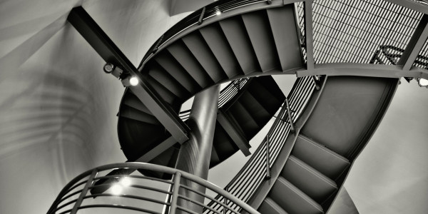 Proyectos de Rehabilitaciones Montagut i Oix · Escaleras